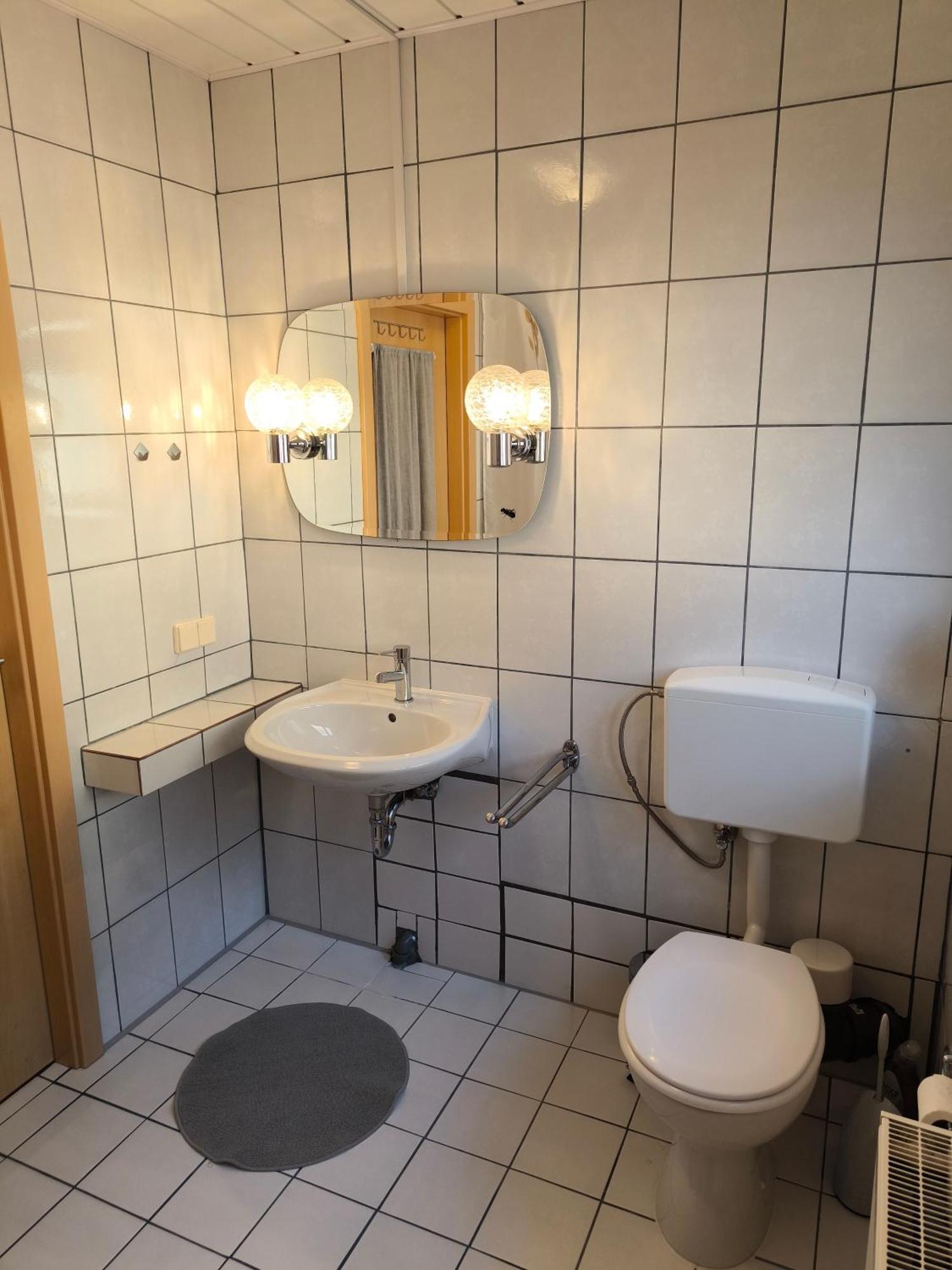 Haus Bahlo - Ferienwohnungen Attendorn Dış mekan fotoğraf